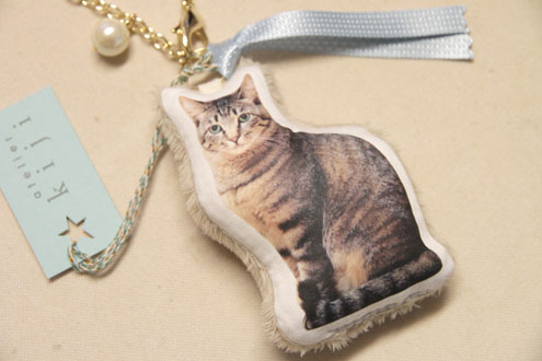 アトリエキジ kiji猫クッション チャーム式チェーンアクセサリー アトリエキジ kiji猫クッション チャーム式チェーンアクセサリー
